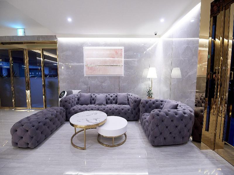 Den Basta Signature Hotel image