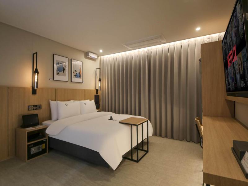 Daejeon Wolpyeong Hotel Continew