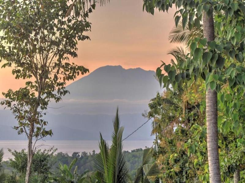 Arya Resort Nusa Penida image