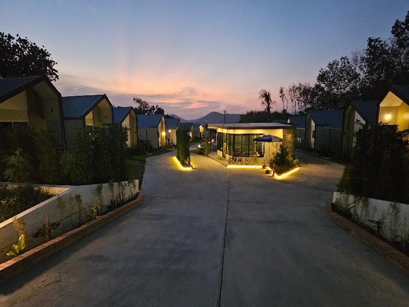 Nararin Family House image