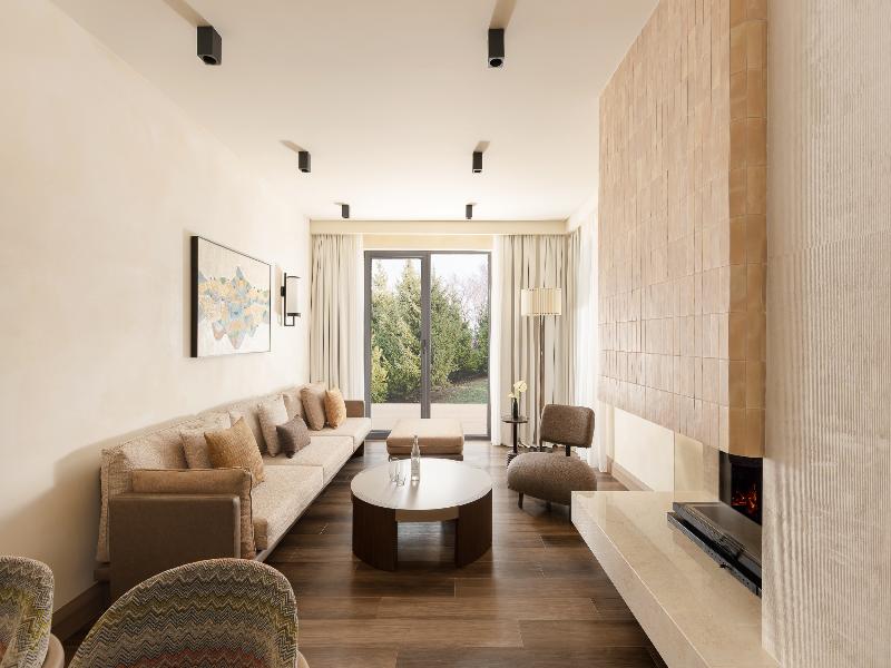 2 BEDROOM VILLA MOUNTAIN VIEW