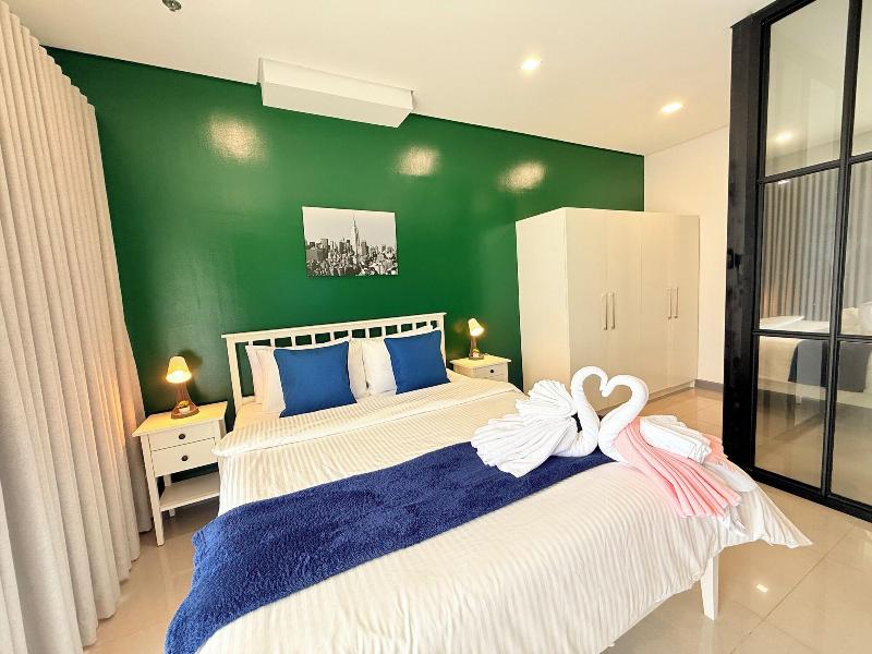 Sapphire Seaview Park image