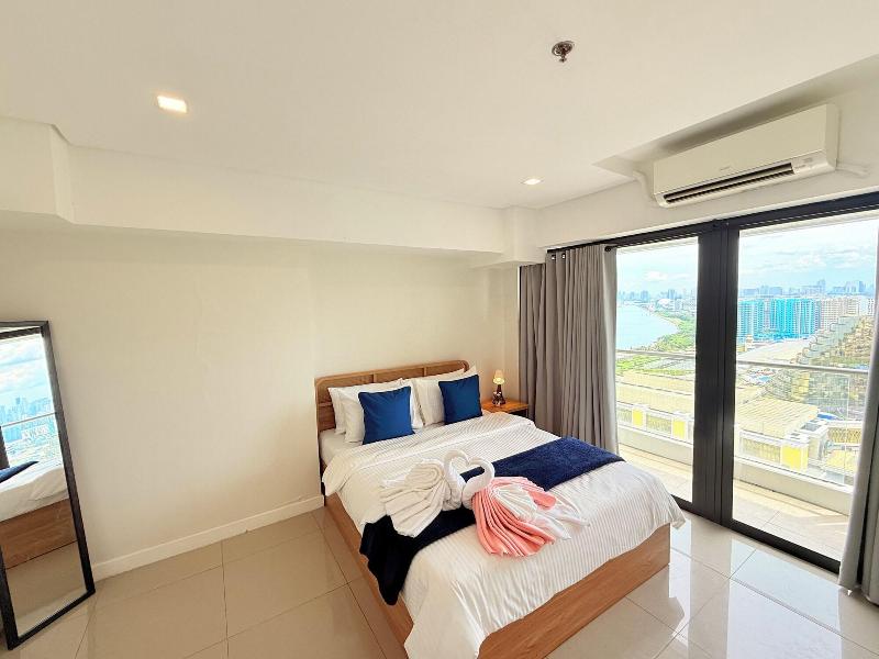Sapphire Seaview Park image