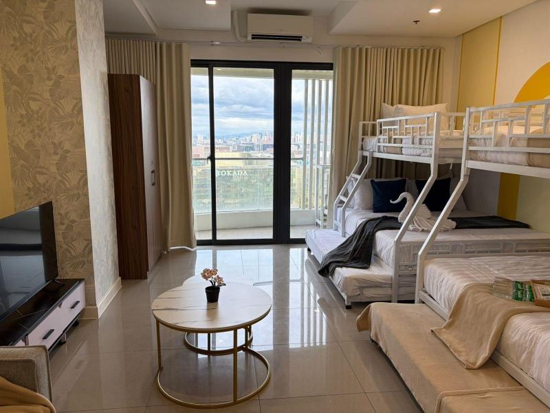 Sapphire Seaview Park image