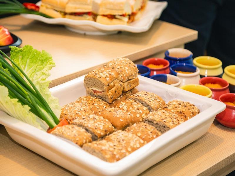 Holiday Inn Express Pune Pimpri By Ihg image