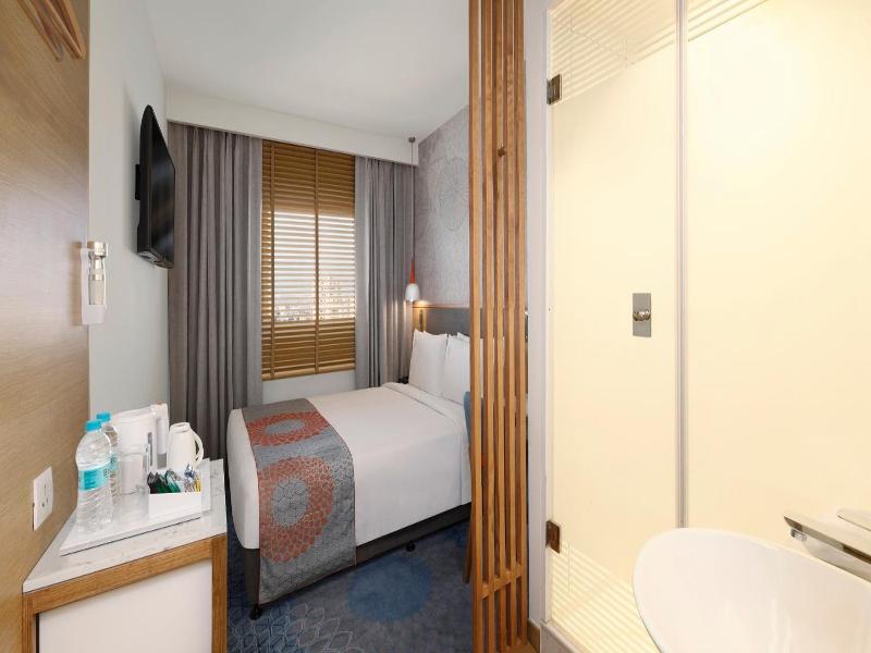 Holiday Inn Express Pune Pimpri By Ihg image