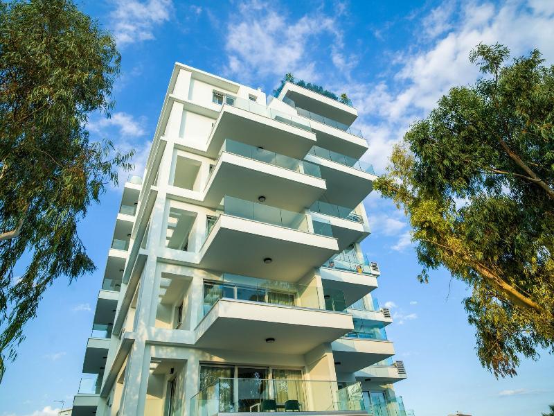 Liv Urban Suites image