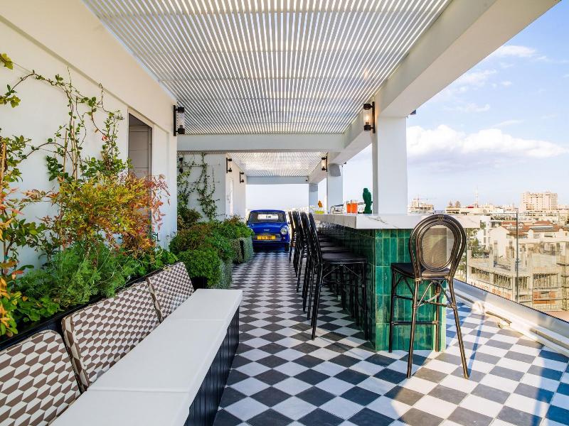 Liv Urban Suites image