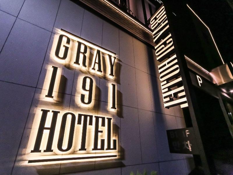 Gray 191 Hotel image