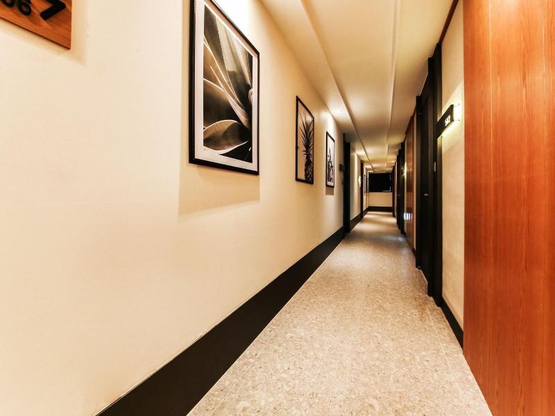 Gray 191 Hotel image