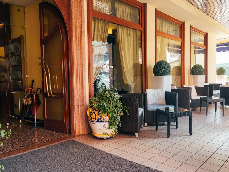 La Pieve Hotel image