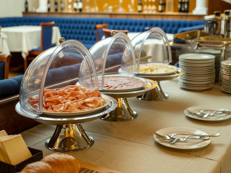 La Pieve Hotel image