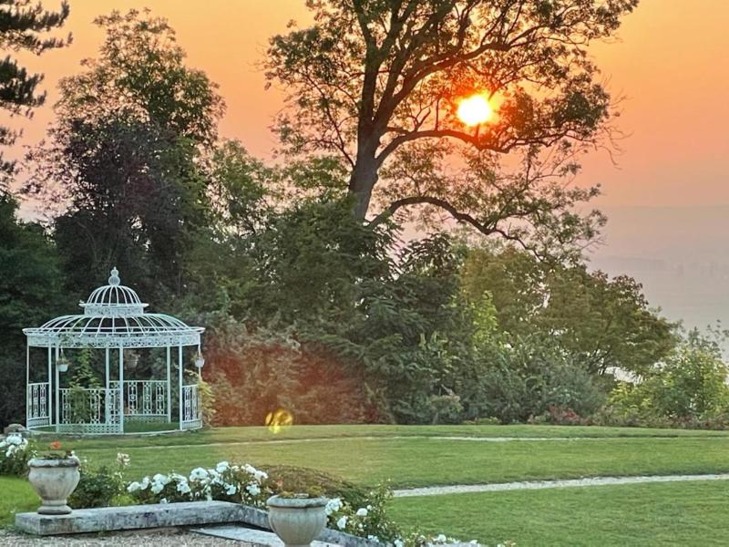 Manoir De La Houlette image