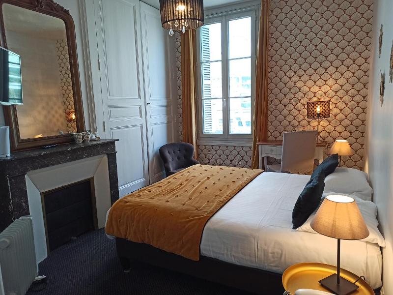 Hotel Val De Loire image