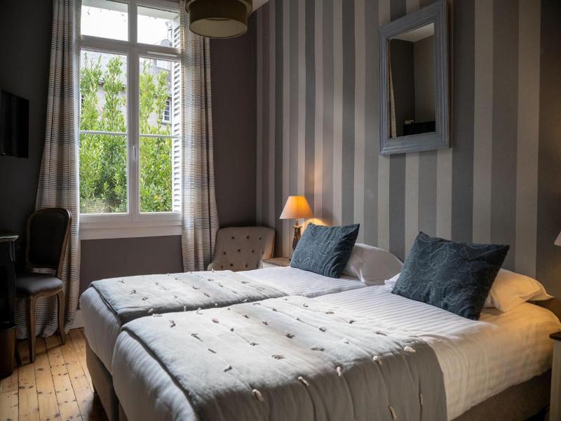 Hotel Val De Loire image