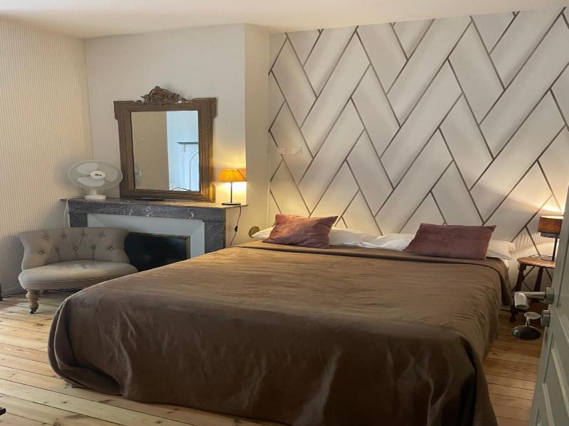 Hotel Val De Loire image