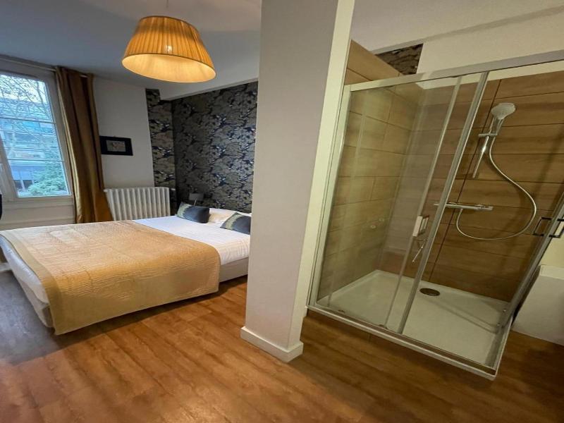 Hotel Val De Loire image
