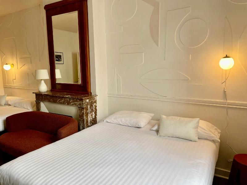 Hotel Val De Loire image