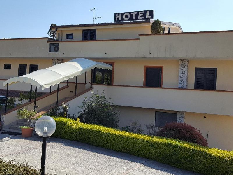 Hotel Vittoria image