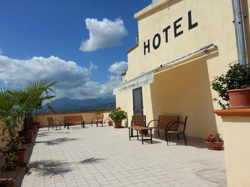 Hotel Vittoria image