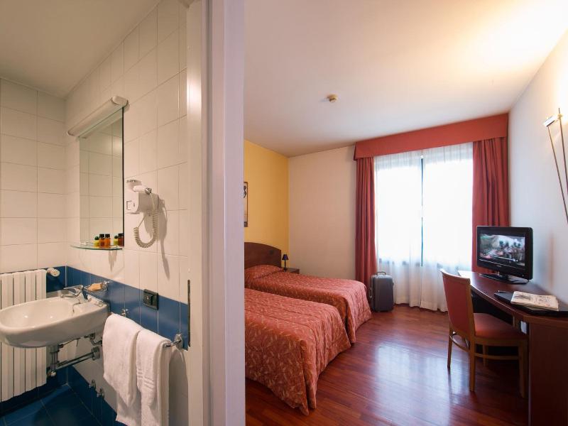 Hotel La Cascata image