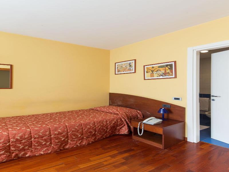 Hotel La Cascata image
