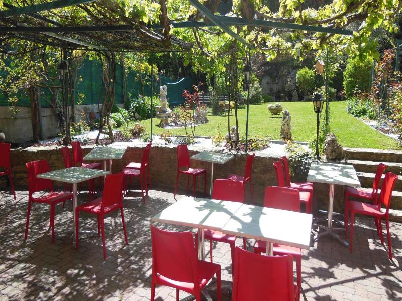 Hôtel Restaurant Henry image