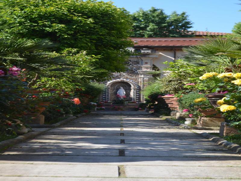 Casa Per Ferie Religiosa Figlie Di Nazareth image