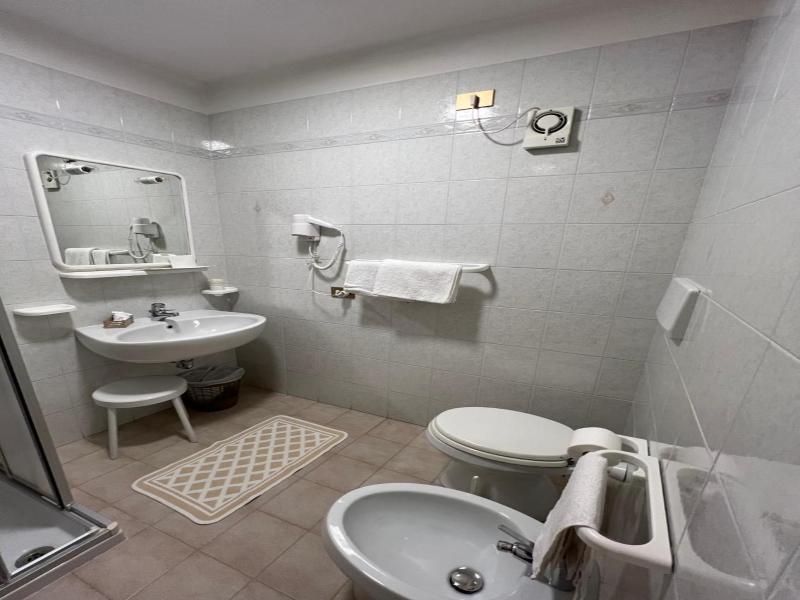 Hotel D'la Varda image