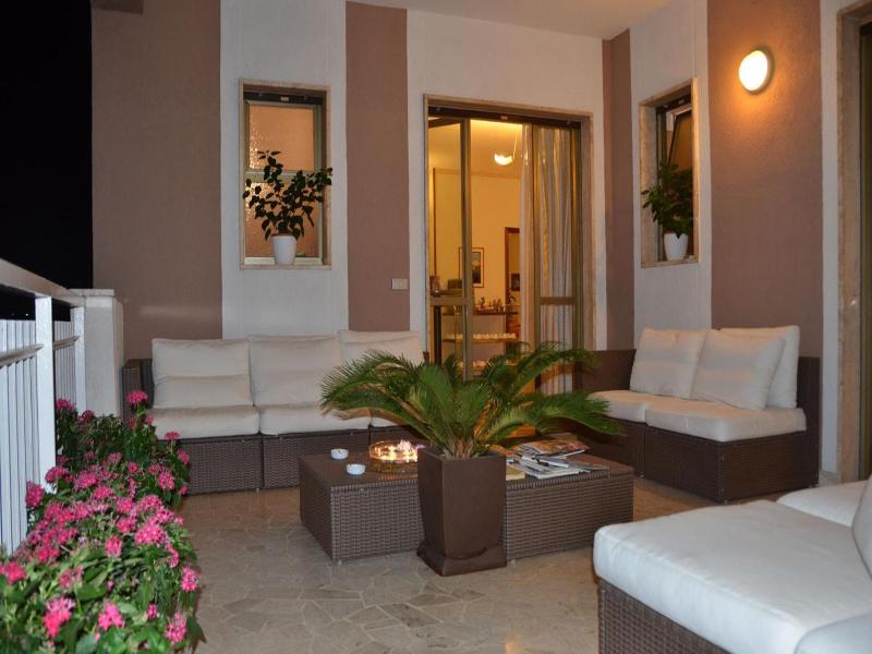 Hotel A-14 image