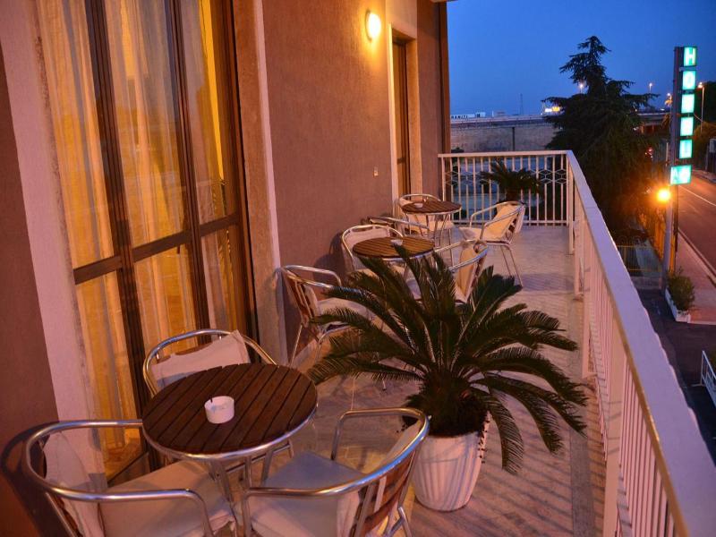 Hotel A-14 image
