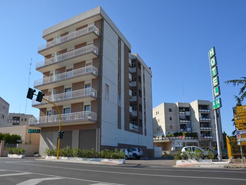 Hotel A-14 image