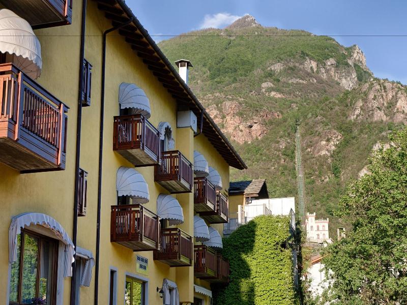 Crabun Hotel image
