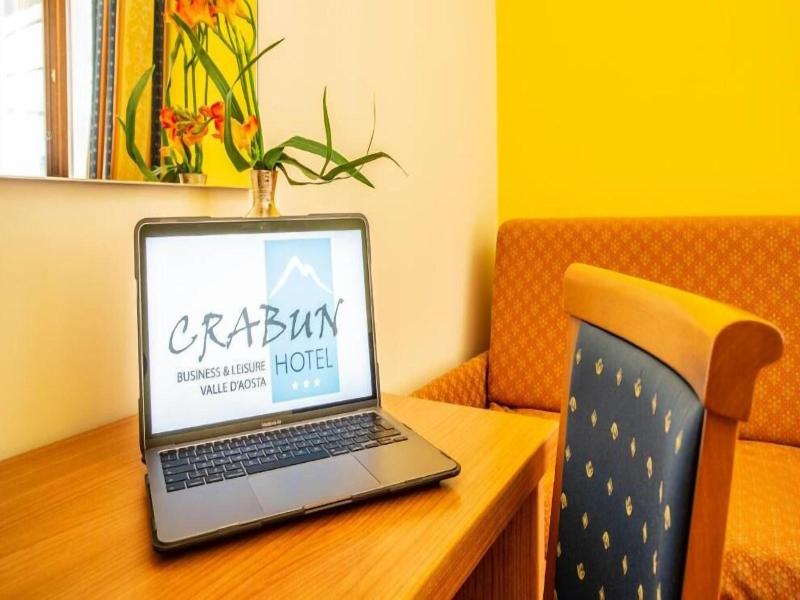 Crabun Hotel image