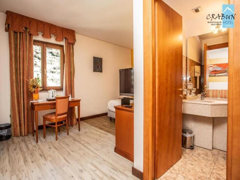 Crabun Hotel image
