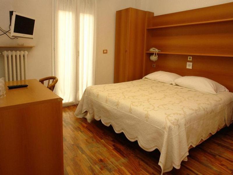 Hotel Torrismondi image