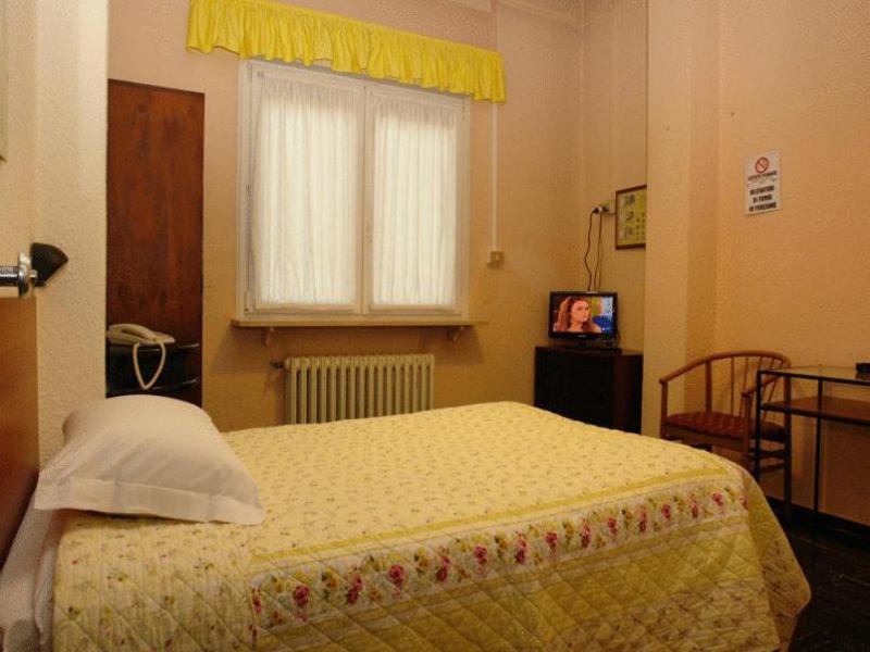 Hotel Torrismondi image