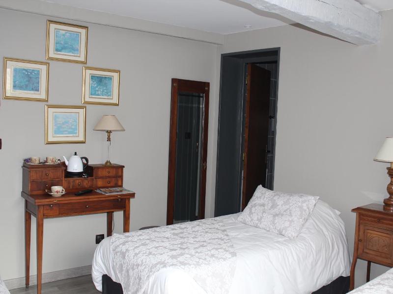 Hypnos Hotel image
