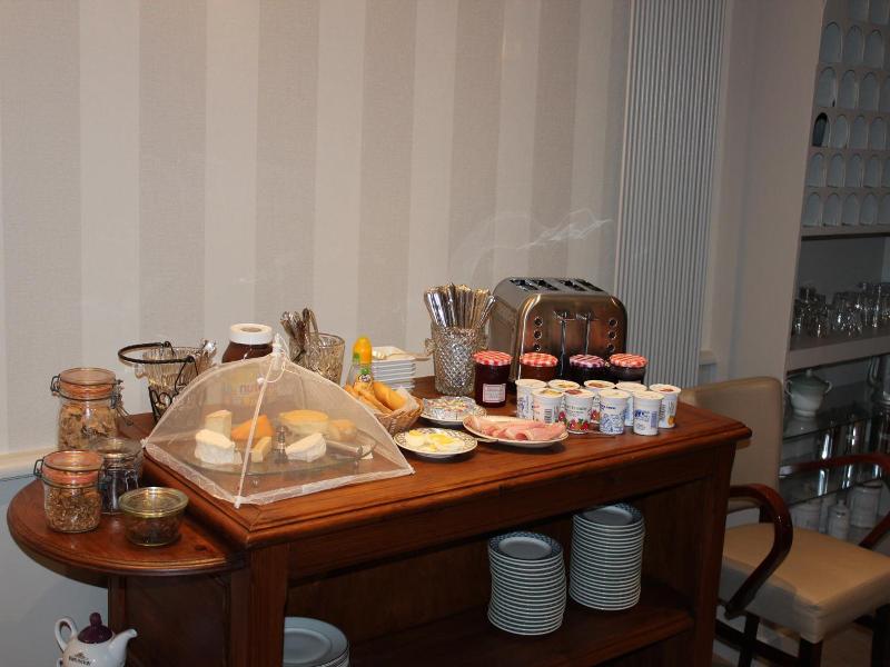 Hypnos Hotel image