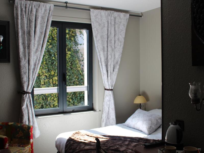Hypnos Hotel image