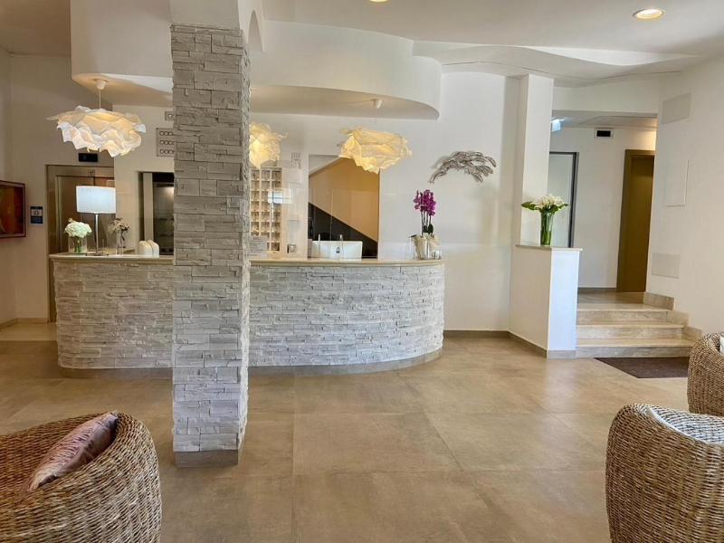Hotel Onda Marina image