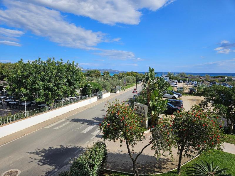Hotel Onda Marina image