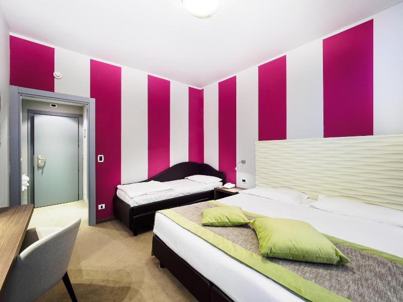 Cristallo Club image