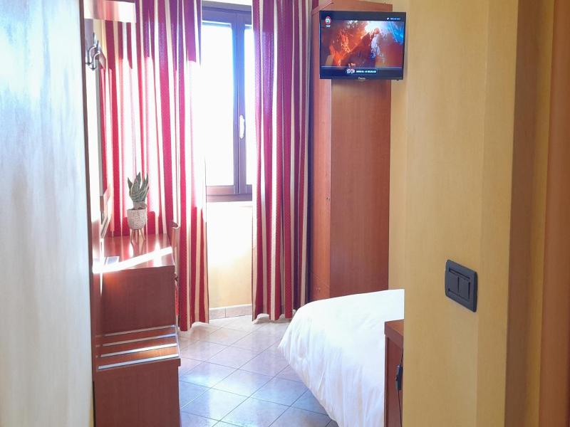 Hotel Ceretto image
