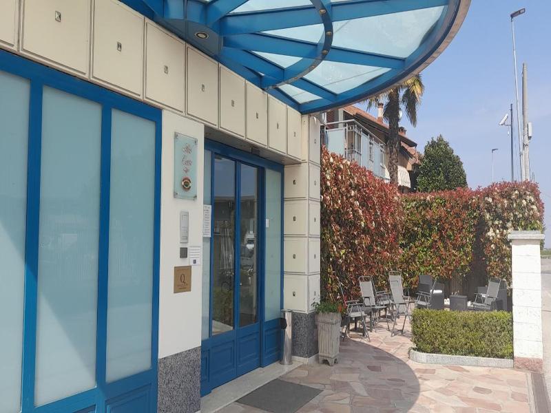 Hotel Ceretto image