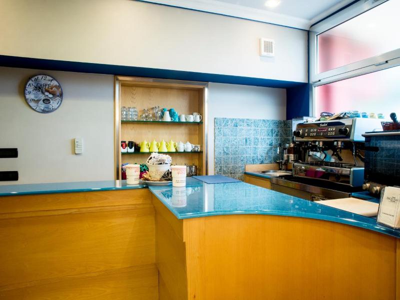Hotel Ceretto image