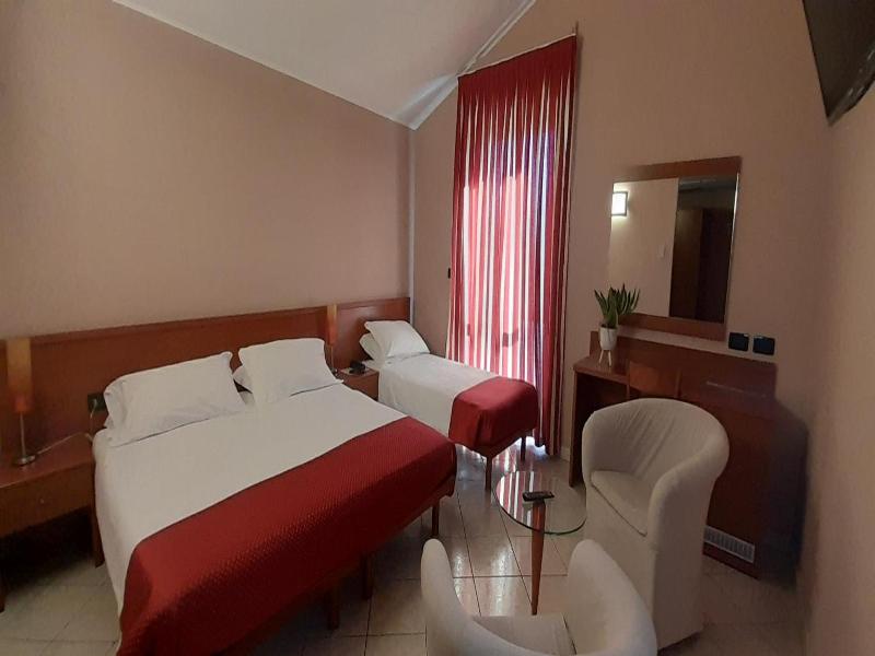 Hotel Ceretto image
