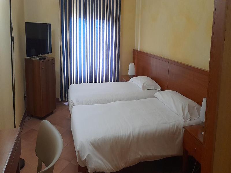 Hotel Ceretto image