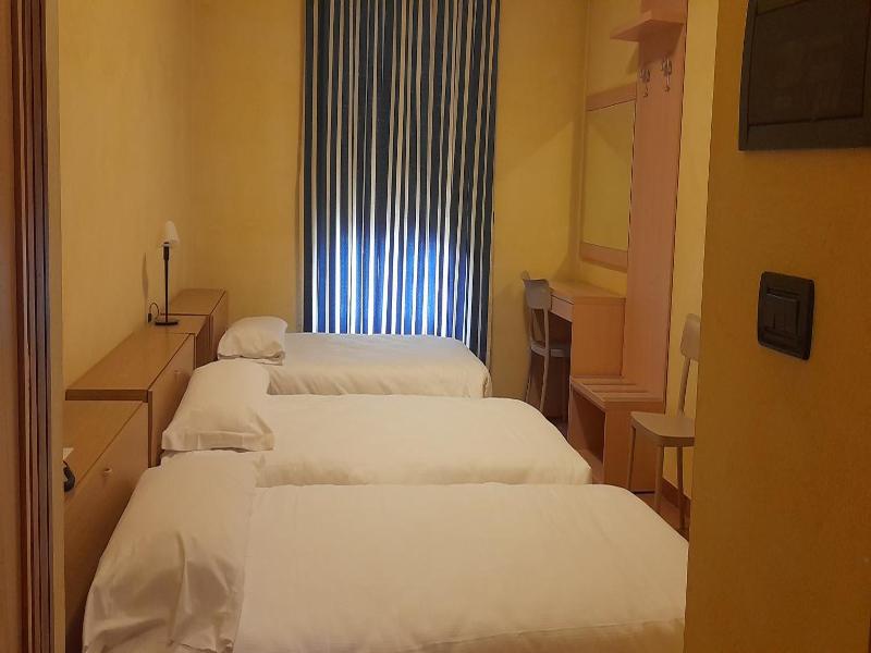 Hotel Ceretto image
