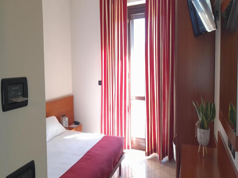 Hotel Ceretto image